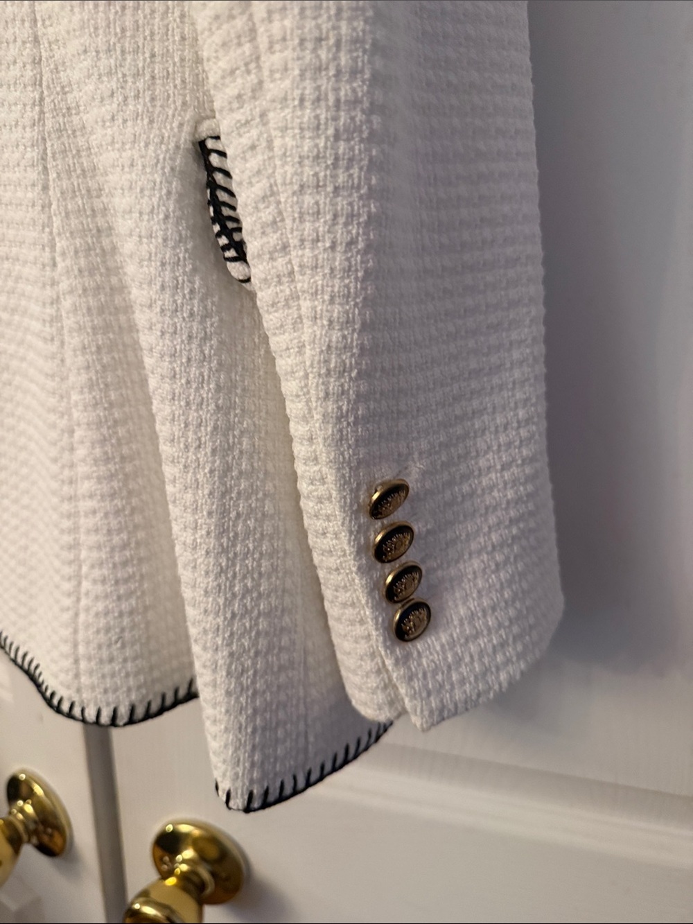 Zara - Picture 3 of 7